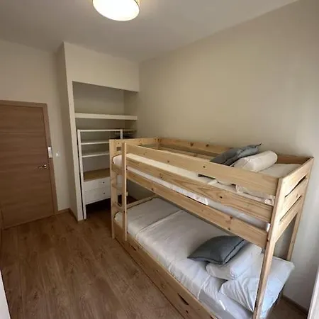 Apartamento Comfortable In Center With Private Parking Garage Málaga