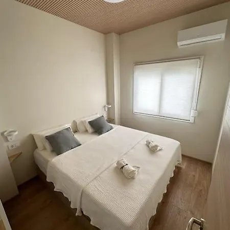 Apartamento Comfortable In Center With Private Parking Garage Málaga